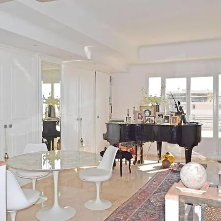 Appartement De 2 Chambres A A 50 M De La Plage Avec Vue Sur La Mer Terrasse Et Wifi Cannes