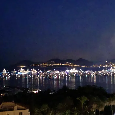 De 2 Chambres A A 50 M De La Plage Avec Vue Sur La Mer Terrasse Et Wifi Appartement Cannes